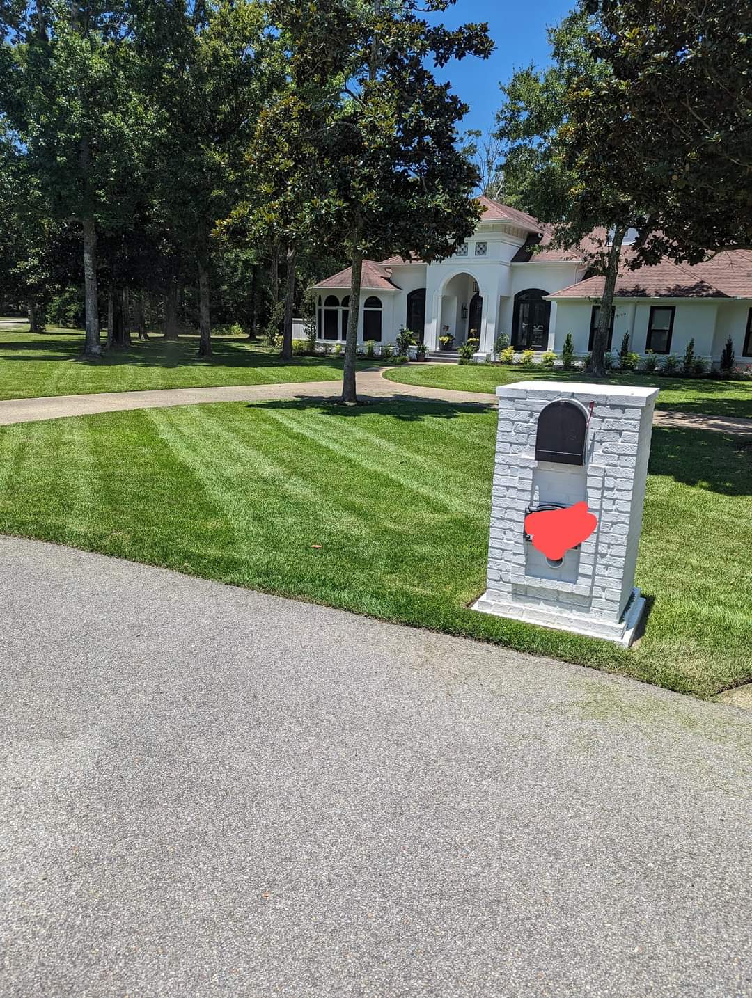 Lawn mowing in Ocean Springs  (9)